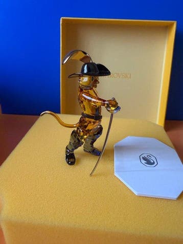 Swarovski - Figure - Shrek Puss in Boots - 5720460 - Box +
