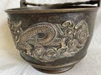 Jardinière - Jardinière en bronze / cache-pot à décor de
