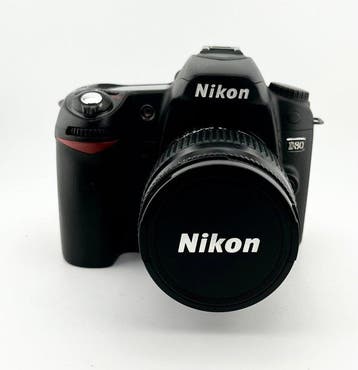 Nikon D80 + AF NIKKOR 28-80mm f/3.5-5.6D Digitale camera, Nieuw