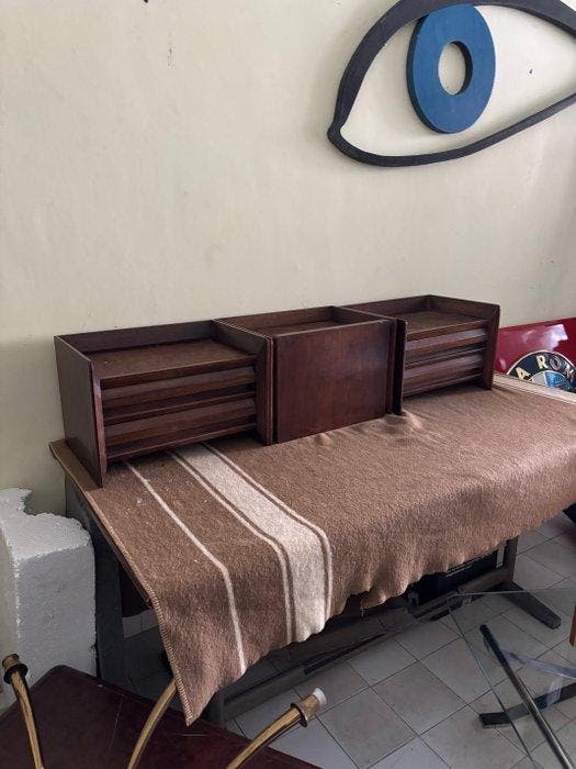 Credenza (3) - Walnoot, Antiquités & Art, Antiquités | Meubles | Chaises & Canapés