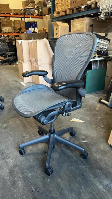 Herman Miller Aeron (Maat C), 1 stuk op voorraad, Verzenden, Bureaustoel