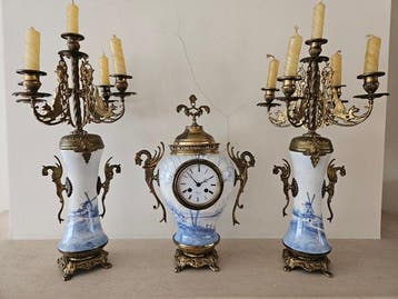 Klok - Brillié - Porselein - 1850-1900 - Met bijhorende