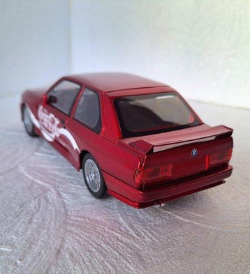 Jinlifeng 1:18 - Model sportwagen - BMW M3 (E30) Coca-Cola, Nieuw