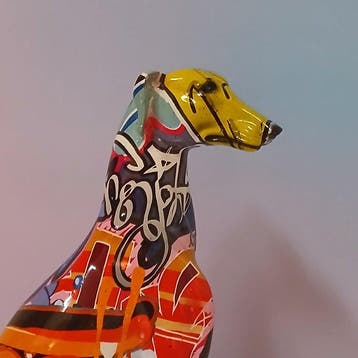 Sculpture, Chien Lévrier Pop Art - 24 cm - Résine