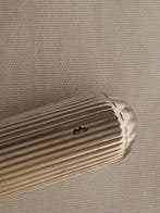 Trousse à aiguilles (3) - Deux anciens porte-aiguilles en