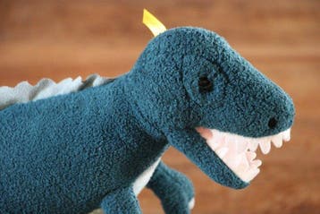Steiff: Thaisen T Rex dino 35cm, EAN 067129 - Teddybeer -