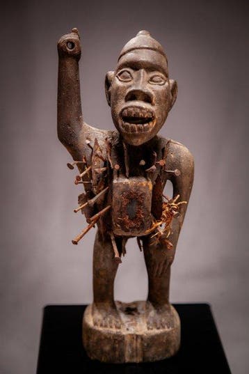 Kongo Machtfiguur - Nkisi Nkondi - Bakongo - DR Congo