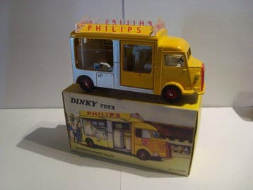 Dinky Toys 1:43 - Modelauto (2) - Camionnette Citroên