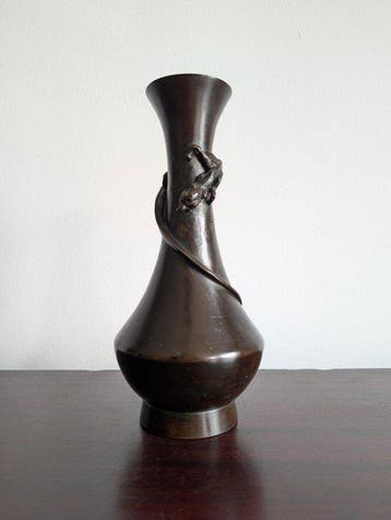Chilong vaas - Brons - China - Ming Dynastie (1368-1644)
