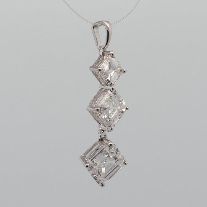 Zonder minimumprijs - Hanger - 14 karaat Witgoud - 2.27ct., Handtassen en Accessoires, Antieke sieraden