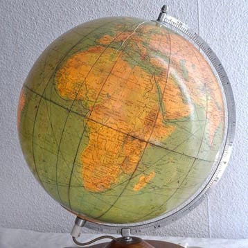 Tabletop globe - Räthgloben-Verlag Leipzig (DDR, 1978/1979)
