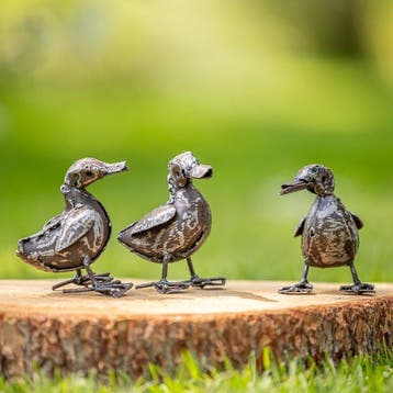Sculpture, Drie metalen eenden - 100 mm - Fer - 2022