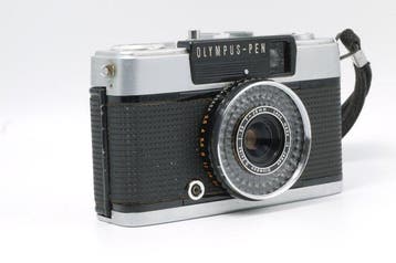 Olympus EE-3 Halfkleinbeeldcamera