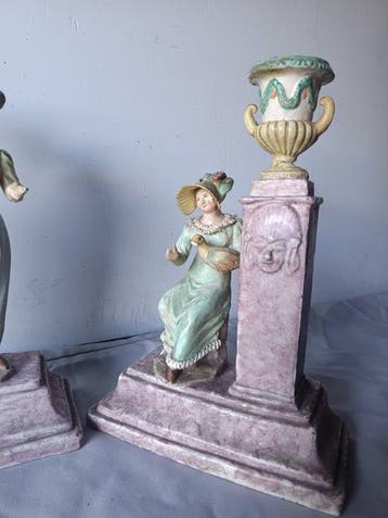 sculptuur, Coppia di candelieri - 27 cm - Majolica