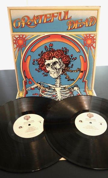 Grateful Dead - “Grateful Dead” (Skull & Roses) US 2LP (2WS, Cd's en Dvd's, Nieuw in verpakking