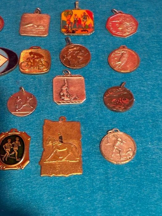 Atletiek - 1980 - Sportmedaille, Verzamelen, Overige Verzamelen