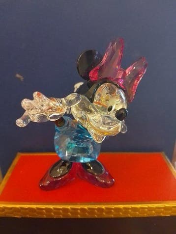 Swarovski - Beeldje - Minnie Mouse - Colored Edition -
