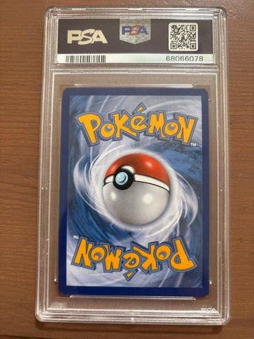 Pokémon - 1 Graded card - Charizard 11/108 Foil, Holo - PSA, Hobby en Vrije tijd, Nieuw
