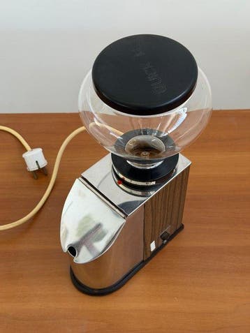 Quick Mill - Koffiemolen - Staal, Plastic, Glas, Antiek en Kunst