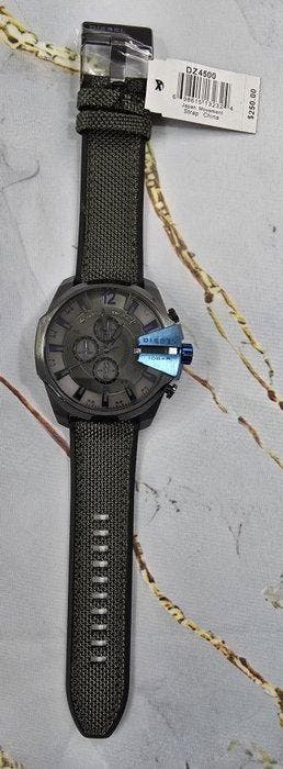 Diesel - Mega Chief Quartz DZ4500 - Zonder minimumprijs -