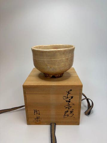 Paire de bols à thé japonais – vaisselle Shino et Ki-Seto –