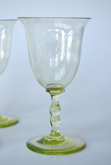 Drinkglas (14) - Uraniumglas, Antiek en Kunst, Antiek | Glaswerk en Kristal