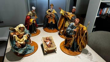 Claudio Riso - Kerststal (6) - Papier-maché - 6 elementen -, Antiek en Kunst