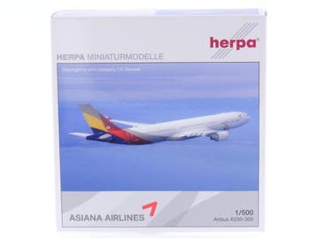 Schaal 1:500 Herpa 510158 Asiana Airlines Airbus A330-300..., Ophalen of Verzenden, Zo goed als nieuw