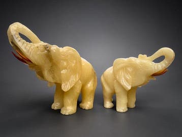 Herna - sculptuur, XL Elephants - 13,1 Kg - 28 cm - Albast -