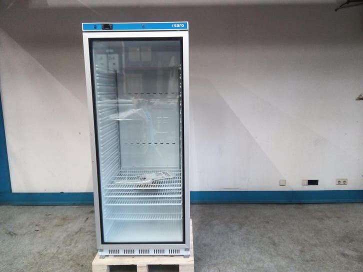 Saro Koelkast - B78 x D69 x H190 cm - HK 600 GD V2, Elektronische apparatuur, Koelkasten en IJskasten