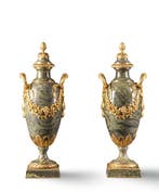 Paar Louis XVI stijl cassolettes in groen marmer en verguld