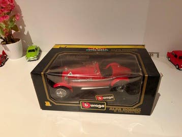 Bburago 1:18 - Modelauto - Alfa Romeo 8C 2300 Monza, Nieuw