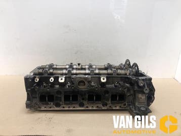 Cilinderkop Mercedes E-Klasse O240461, Nieuw
