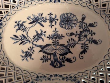 Meissen - Serveerschaal - Zwiebelmuster - Porselein -