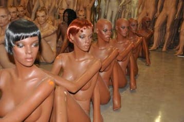 *TIP*  zittende realistische Damesfiguren van exclusief A-m, Ophalen of Verzenden