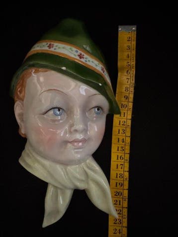 Giovani Ronzan - Sculpture, Fanciullo con cappello da