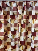 Exclusieve stof met golvende geometrische patronen in