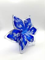 Tafelmiddenstuk (2) - Glas - artistieke bloemen, Antiek en Kunst