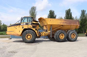 Veiling: Dumper Caterpillar 740 Diesel 33t, Ophalen