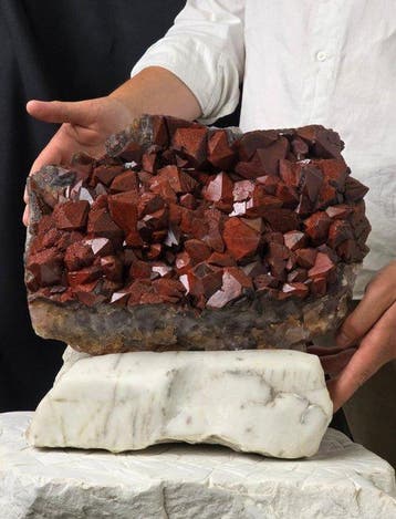 Grote Rode Kwarts (12 kg) – Grote natuurlijke kristalcluster