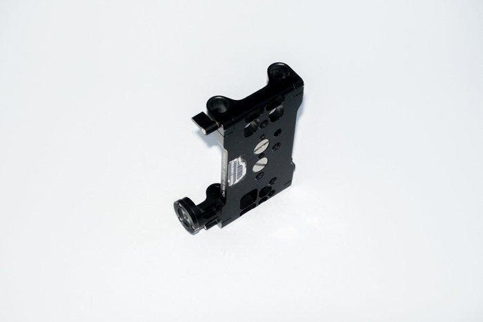 Arri Cine Plate for RED DSMC2 Base K2.0008886, Verzamelen, Foto-apparatuur en Filmapparatuur