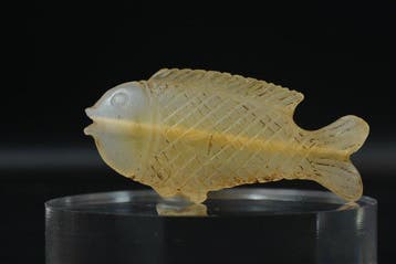 Oud-Egyptisch Doorschijnende agaat Grote amulet van