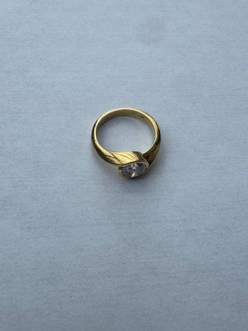 Ring - 9 kt. Geel goud - 1.09ct. tw. Diamant (Natuurlijk), Nieuw
