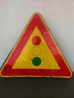 Panneau routier symbole d’un feu de circulation - Panneau
