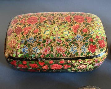 Collection thématique - Boîtes en papier mâché, Antiquités & Art
