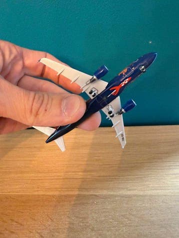 1:400 - Modelvliegtuig - Airbus A320 Brussels Airlines, Nieuw