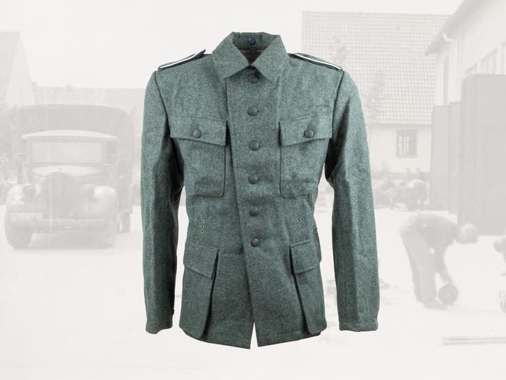 Replica Duitse WO2 veldjas Feldbluse M43, Verzamelen, Militaria | Tweede Wereldoorlog, Landmacht, Kleding of Schoenen, Ophalen of Verzenden