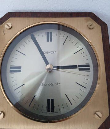 Horloge de bureau - Kienzle Chronoquartz - Laiton, Bois,, Antiek en Kunst