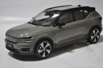 Paudi Model 1:18 - Voiture miniature - Volvo XC40 (2022)