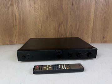 Rotel - RC-06 Voorversterker